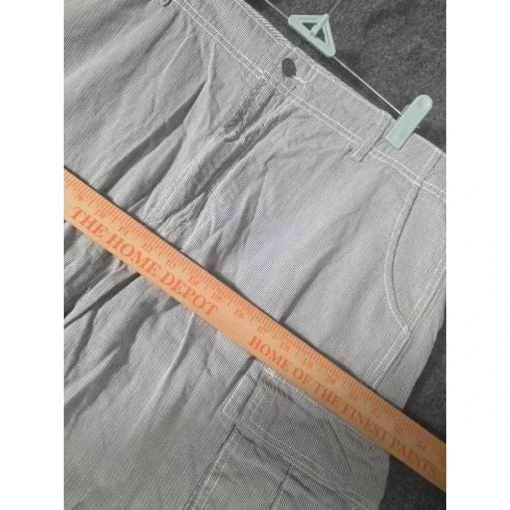 Levis Mens Pinstripe Cargo Shorts Blue White Hickory Stripe Size 40‎ 6-Pocket